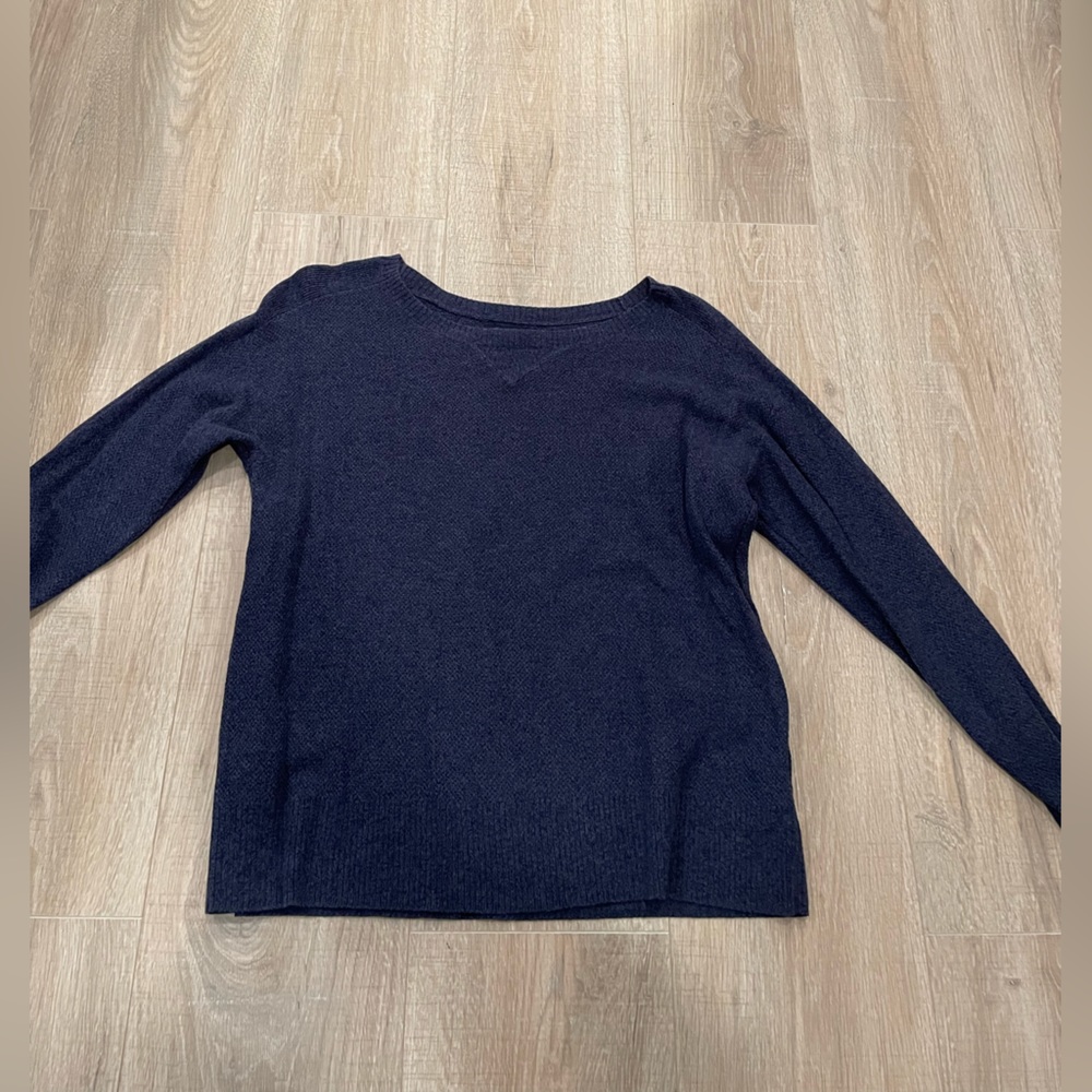 American Eagle navy sweater